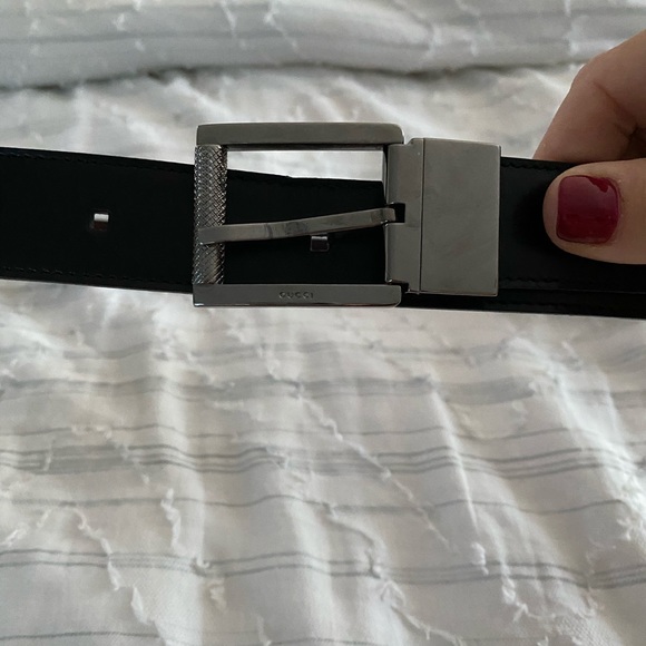 Unisex Gucci Belt- Reversible - Picture 3 of 7